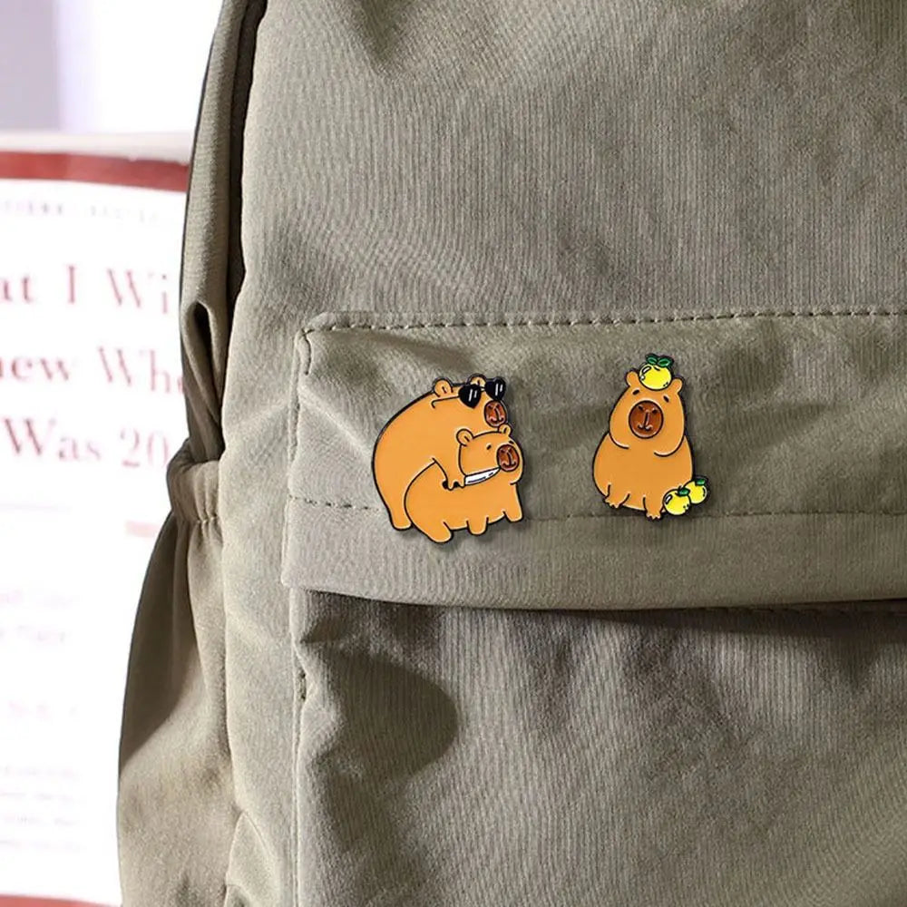Cartoon Alloy Badge Capybara Cute Schoolbag Decoration Hat Pin Buckle